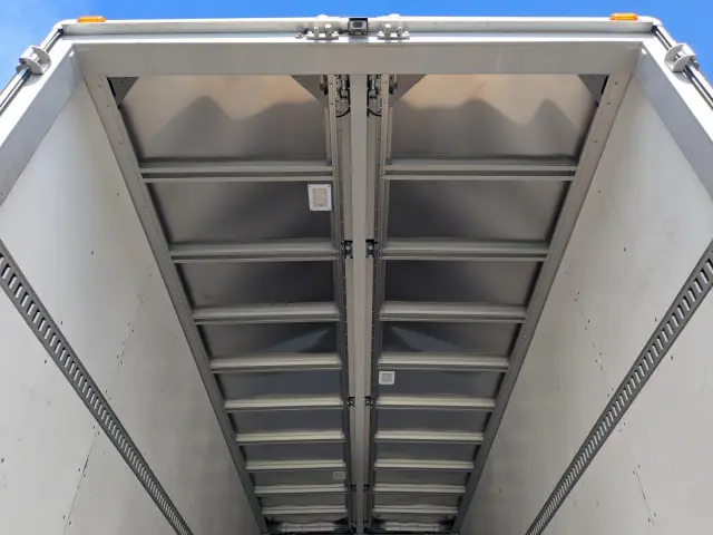 三菱 ファイター 2KG-FK65F(2WD)の写真10