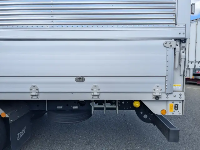 三菱 ファイター 2KG-FK65F(2WD)の写真21