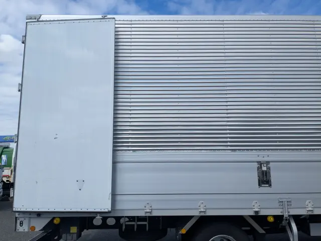 三菱 ファイター 2KG-FK65F(2WD)の写真26