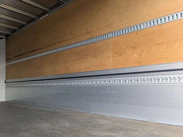 日野 レンジャー 2KG-FD2ABG(2WD)の写真13