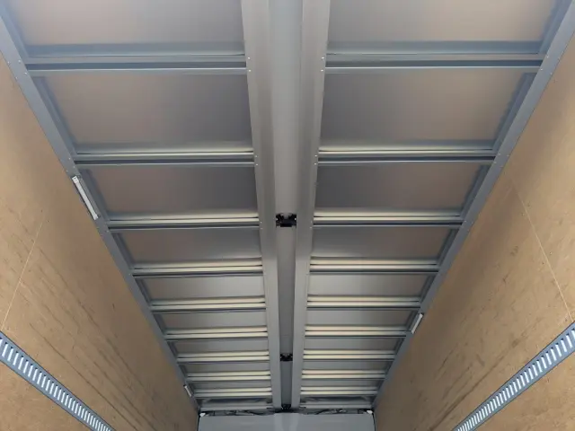 日野 レンジャー 2KG-FD2ABG(2WD)の写真16