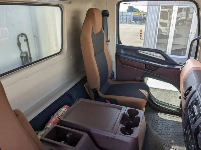 日野 レンジャー 2KG-FC2ABG(2WD)の写真35