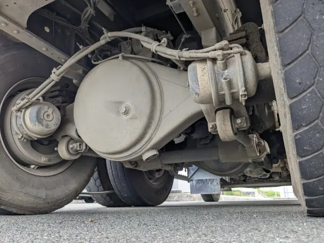 いすゞ ギガ 2PG-CXZ77CT(6x4)の写真13