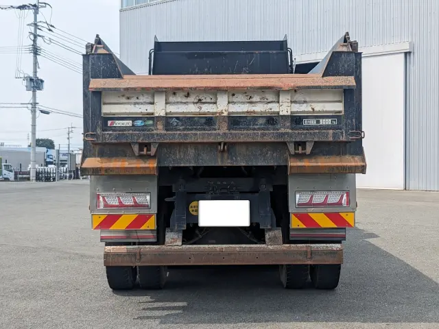 いすゞ ギガ 2PG-CXZ77CT(6x4)の写真8