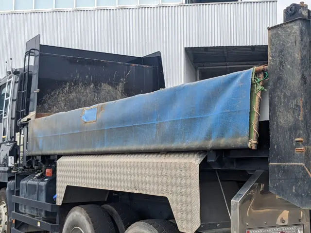 いすゞ ギガ 2PG-CXZ77CT(6x4)の写真17