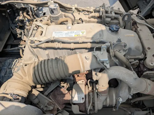 いすゞ ギガ 2PG-CXZ77CT(6x4)の写真42