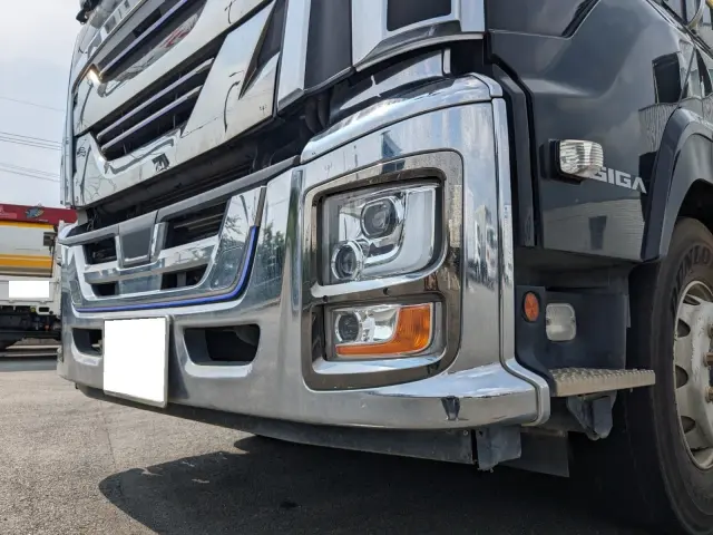 いすゞ ギガ 2PG-CXZ77CT(6x4)の写真45