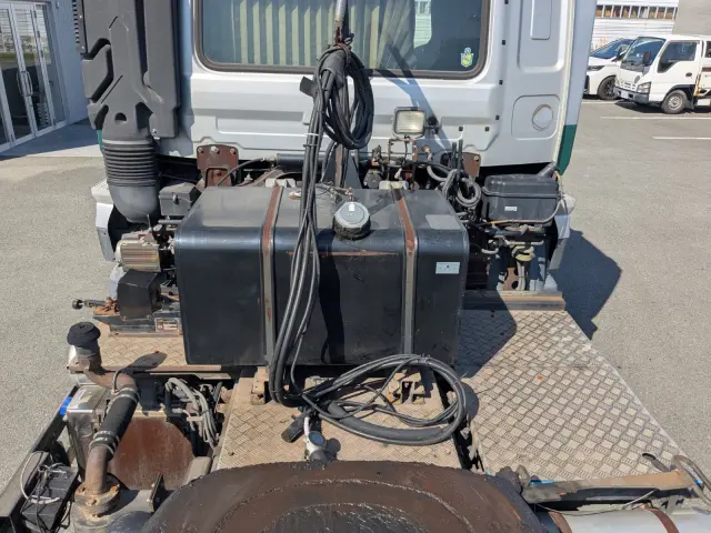 ＵＤ クオン QKG-GK5XAB(2WD)の写真16