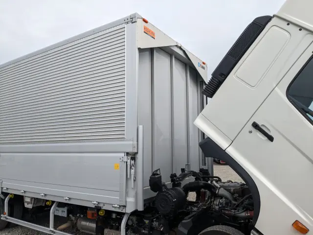 日野 レンジャー 2KG-FD2ABG(2WD)の写真47