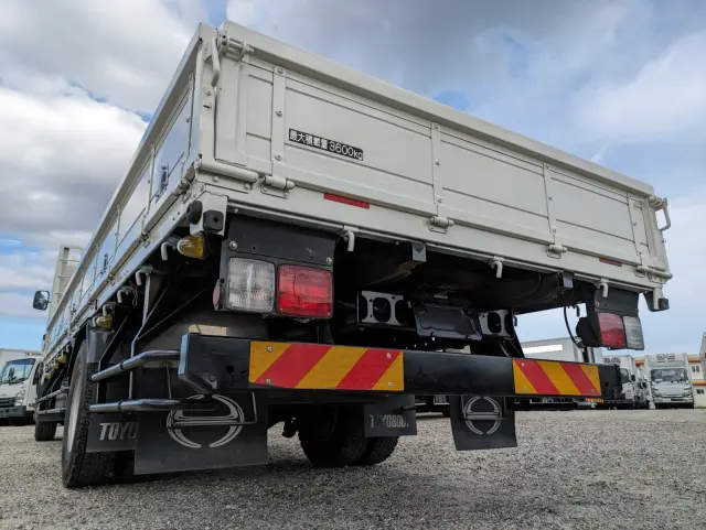 日野 レンジャー 2KG-FD2ABA(2WD)の写真7