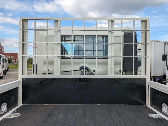 日野 レンジャー 2KG-FD2ABA(2WD)の写真13