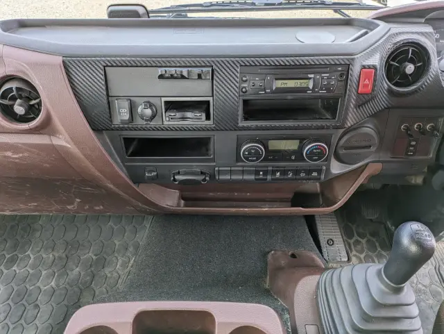 日野 レンジャー 2KG-FD2ABA(2WD)の写真28