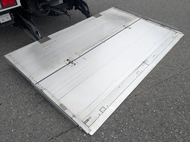 日野 レンジャー 2KG-FD2ABG(2WD)の写真10