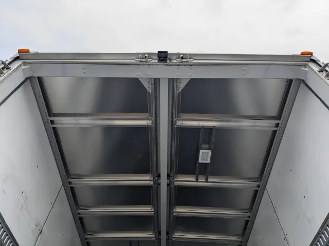 三菱 ファイター 2KG-FK65F(2WD)の写真14