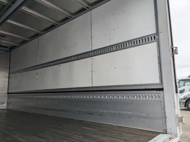 三菱 ファイター 2KG-FK65F(2WD)の写真21