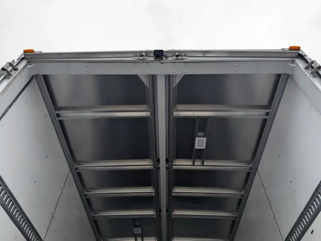 三菱 ファイター 2KG-FK65F(2WD)の写真14