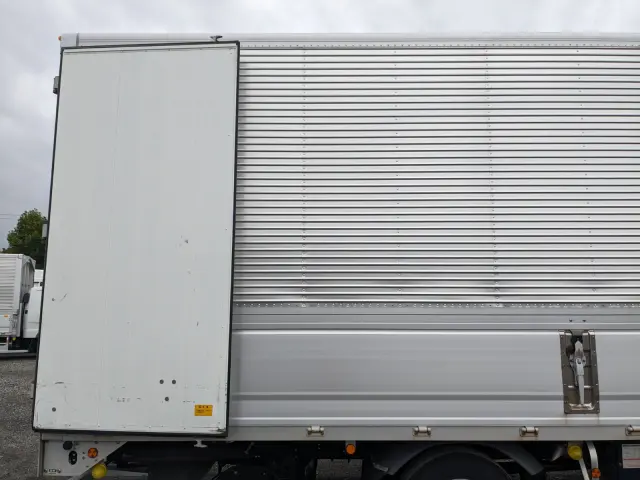 三菱 ファイター 2KG-FK65F(2WD)の写真29