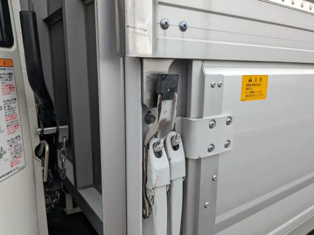 三菱 ファイター 2KG-FK65F(2WD)の写真46