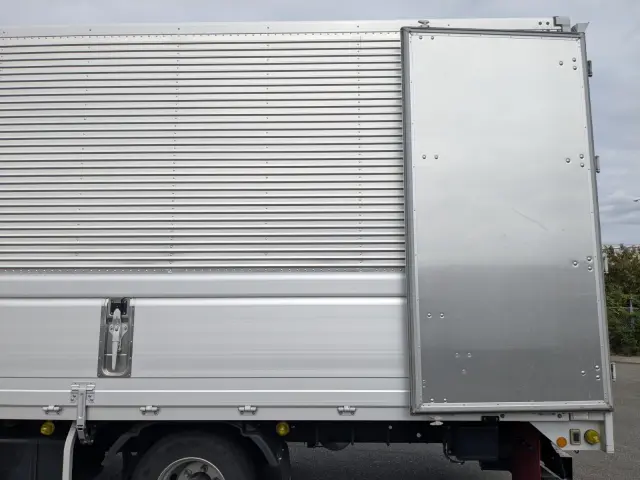 日野 レンジャー 2PG-FD2ABG(2WD)の写真21