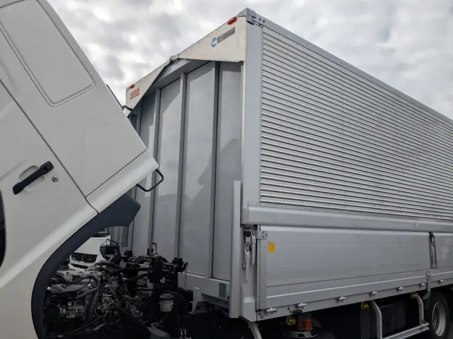 日野 レンジャー 2PG-FD2ABG(2WD)の写真37