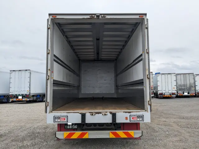 日野 レンジャー 2PG-FD2ABG(2WD)の写真9