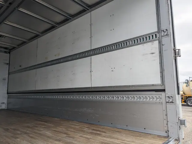 三菱 ファイター 2KG-FK65F(2WD)の写真18