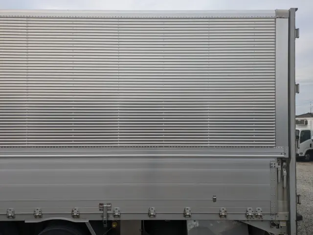 いすゞ ギガ 2PG-CYJ77C(8x4)の写真21