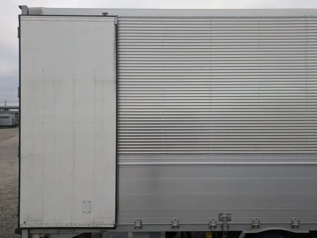 いすゞ ギガ 2PG-CYJ77C(8x4)の写真29