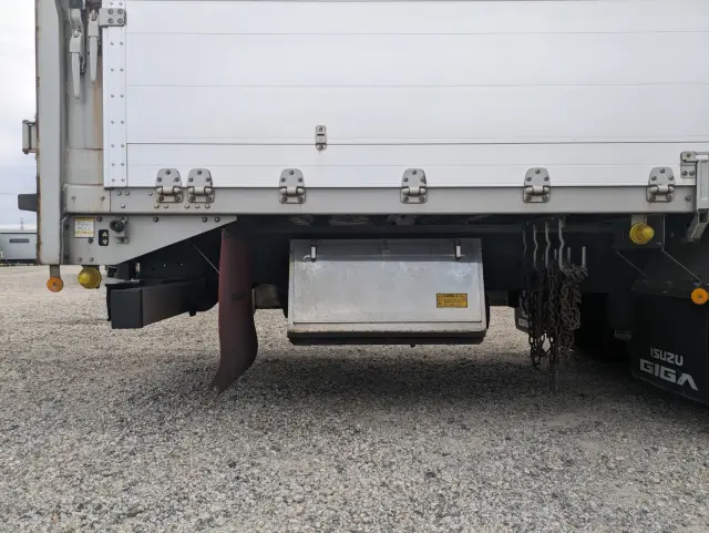 いすゞ ギガ 2PG-CYJ77C(8x4)の写真31