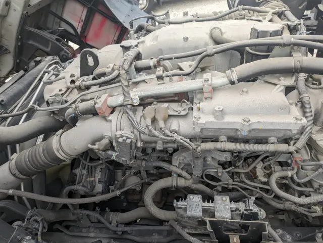 いすゞ ギガ 2PG-CYJ77C(8x4)の写真45