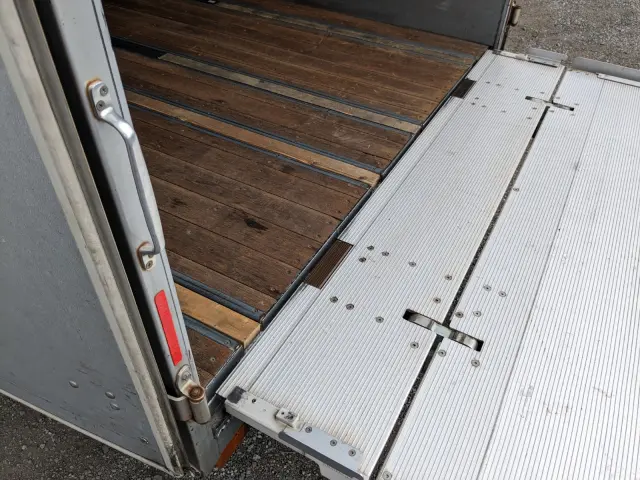 三菱 キャンター TKG-FEB50(2WD)の写真13