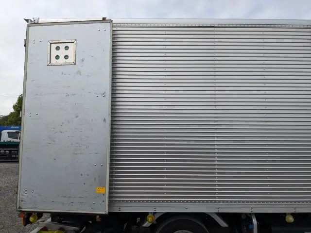 三菱 キャンター TKG-FEB50(2WD)の写真32