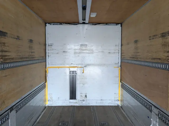 日野 プロフィア QKG-FW1EXBG(8x4)の写真22