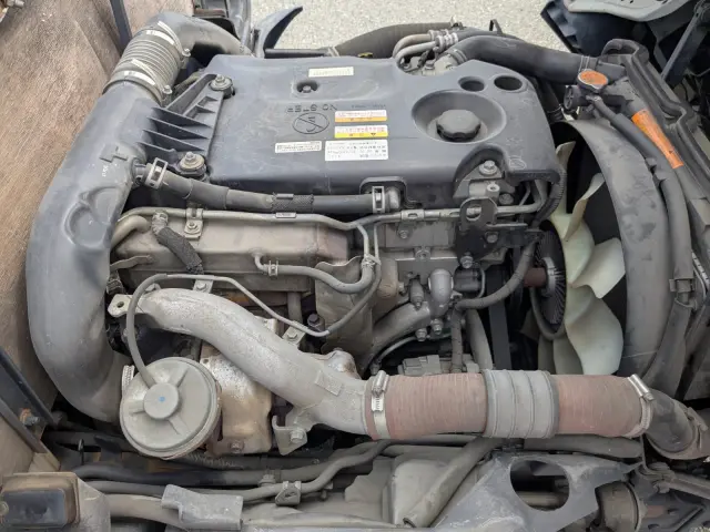 いすゞ エルフ TRG-NHR85A(2WD)の写真38