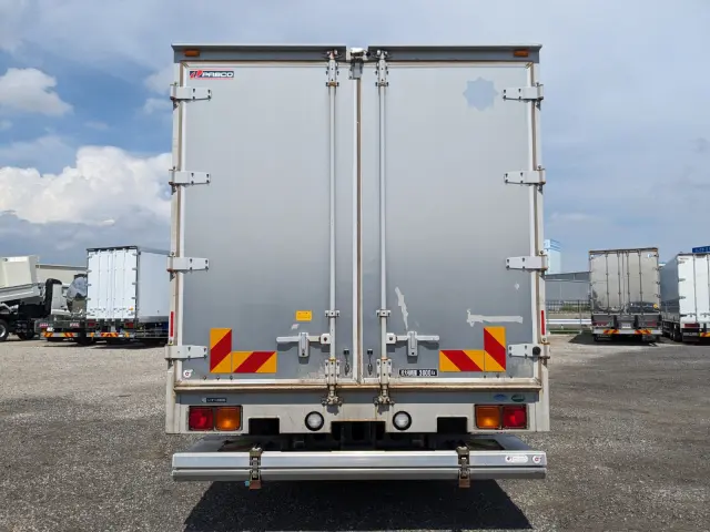 いすゞ フォワード TKG-FRR90S2(2WD)の写真6