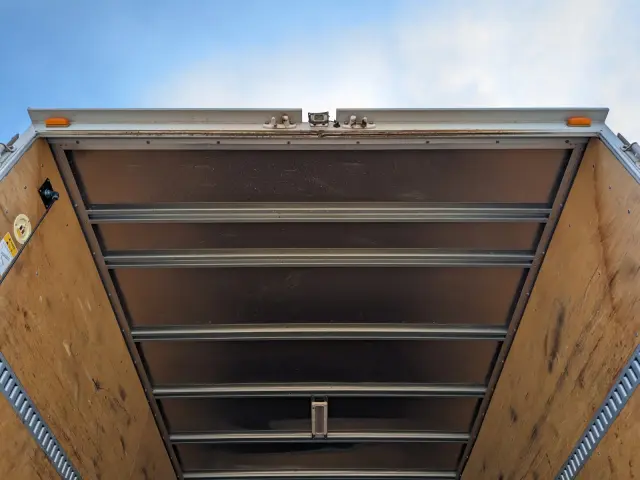 いすゞ フォワード TKG-FRR90S2(2WD)の写真12