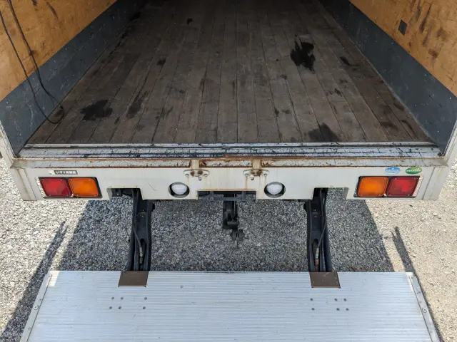 いすゞ フォワード TKG-FRR90S2(2WD)の写真13