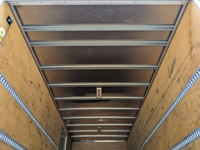 いすゞ フォワード TKG-FRR90S2(2WD)の写真16