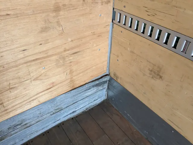 いすゞ フォワード TKG-FRR90S2(2WD)の写真18