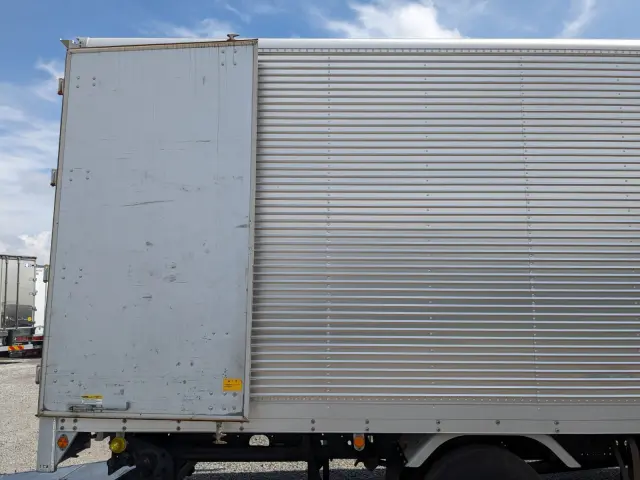 いすゞ フォワード TKG-FRR90S2(2WD)の写真30