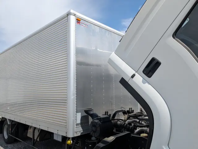 いすゞ フォワード TKG-FRR90S2(2WD)の写真47