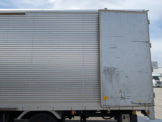 いすゞ フォワード TKG-FRR90S2(2WD)の写真50