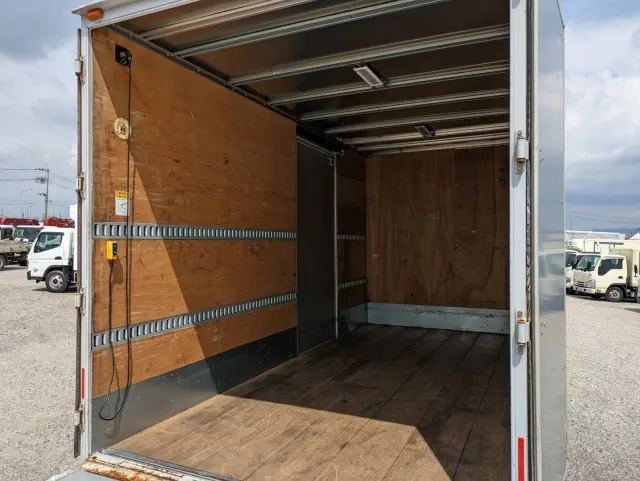 三菱 キャンター TPG-FEB80(2WD)の写真20