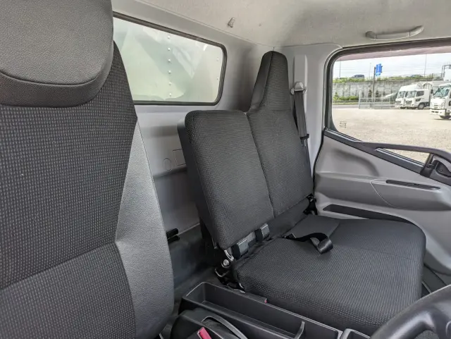 三菱 キャンター TPG-FEB80(2WD)の写真28