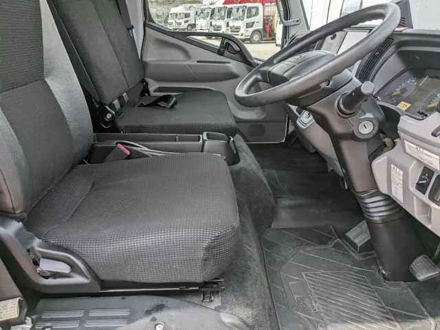 三菱 キャンター TPG-FEB80(2WD)の写真32