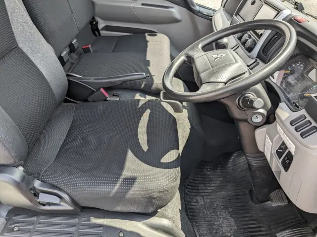 三菱 キャンター TPG-FEA50(2WD)の写真29