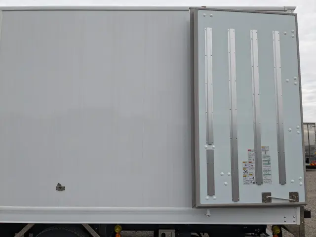 日野 レンジャー 2KG-FD2ABG(2WD)の写真23