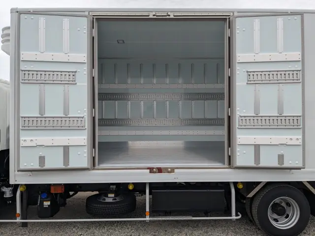 日野 レンジャー 2KG-FD2ABG(2WD)の写真30