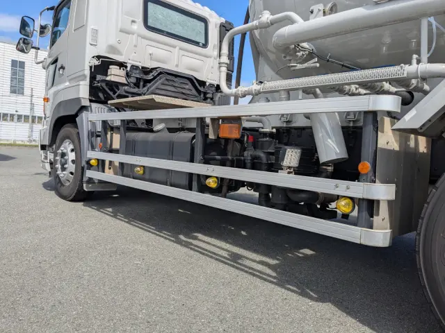 日野 プロフィア QDG-FS1EREA(6x4)の写真13