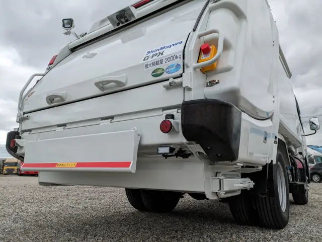 三菱 キャンター 2RG-FEAV0(2WD)の写真10